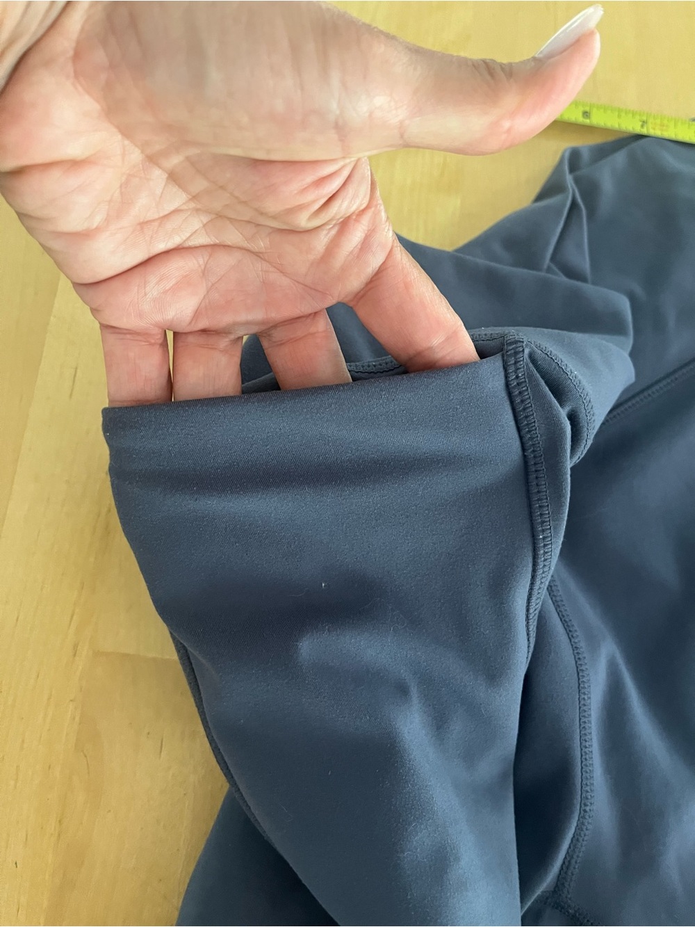 Senita Shorts with Pockets Small - Picture 3 of 6